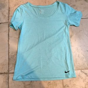 NWOT Nike dri-fit, small